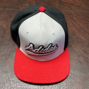 Adidas snapback / flat brim hat
